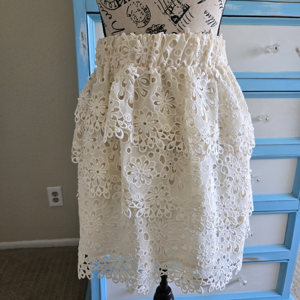 INC International Concepts Cream Floral Lace Mini Skirt - Picture 2 of 5
